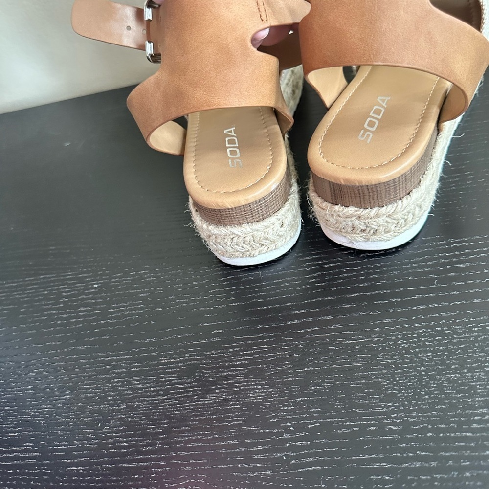 Soda Women's Beige Platform Sandals - Picture 3 of 4